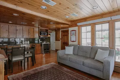 98 Randolph St, Weymouth, MA 02190 - Photo 5
