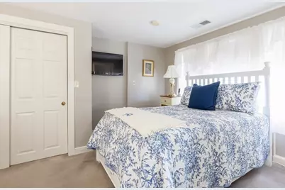 98 Randolph St, Weymouth, MA 02190 - Photo 35