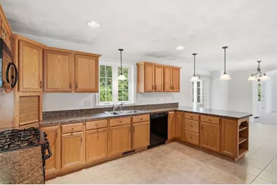 21 Prospect Hill Dr, Tewksbury, MA 01876 - Photo 3