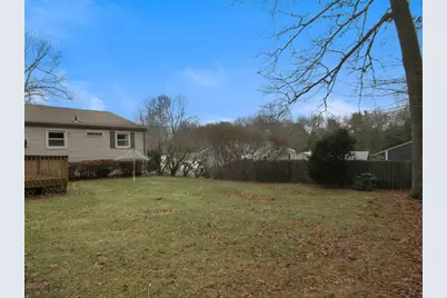 35 Tioga St, Springfield, MA 01128 - Photo 19