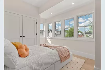326 Lowell Street #2, Somerville, MA 02145 - Photo 9