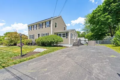 76 Faith Ave, Dracut, MA 01826 - Photo 3