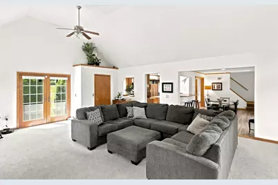 274 Strong St, Amherst, MA 01002 - Photo 13