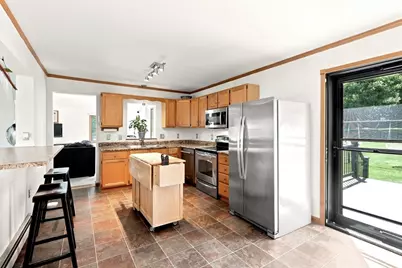 274 Strong St, Amherst, MA 01002 - Photo 7