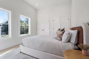 326 Lowell St, Somerville, MA 02145 - Photo 11