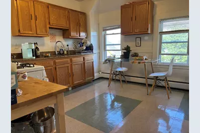 1078 South St #3, Boston, MA 02131 - Photo 9