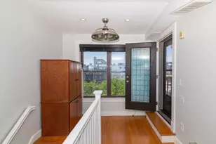 88 B St, Boston, MA 02127 - Photo 27