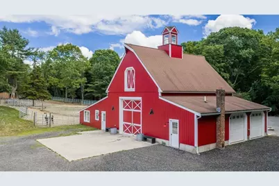 545 Hazel St, Uxbridge, MA 01569 - Photo 35