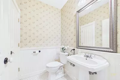 545 Hazel St, Uxbridge, MA 01569 - Photo 17