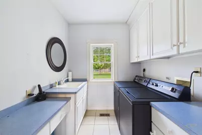 545 Hazel St, Uxbridge, MA 01569 - Photo 33