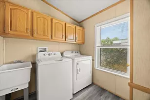 193 Tremont St, Taunton, MA 02780 - Photo 13