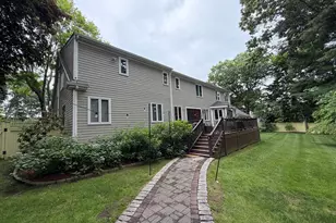 23 Bellevue Rd, Wellesley, MA 02481 - Photo 3