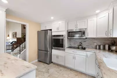 9 Graystone Drive, Danvers, MA 01923 - Photo 11