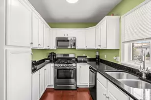 11 Railroad Ave, Salisbury, MA 01952 - Photo 13