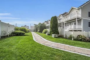 11 Railroad Ave, Salisbury, MA 01952 - Photo 33
