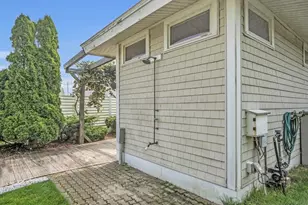 11 Railroad Ave, Salisbury, MA 01952 - Photo 31