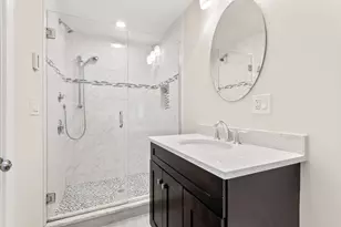 20 Maryland St, Boston, MA 02125 - Photo 15