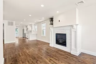 20 Maryland St, Boston, MA 02125 - Photo 19