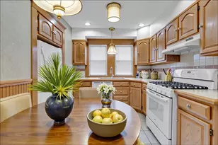 6 Stirling St, Andover, MA 01810 - Photo 3