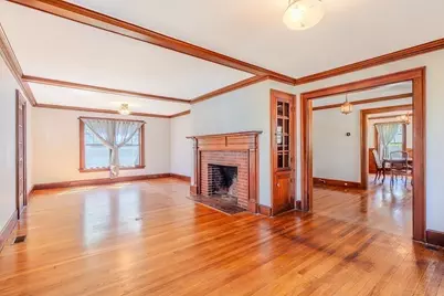 35 Barasford Avenue, Lowell, MA 01852 - Photo 7