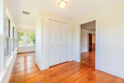 35 Barasford Avenue, Lowell, MA 01852 - Photo 27