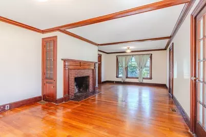 35 Barasford Avenue, Lowell, MA 01852 - Photo 9