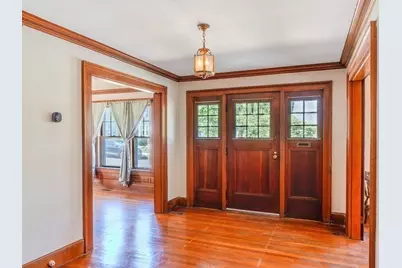 35 Barasford Avenue, Lowell, MA 01852 - Photo 5