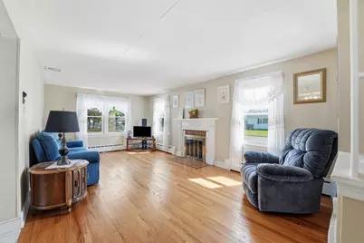 92 Laconia St, Ludlow, MA 01056 - Photo 13