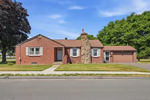 92 Laconia St, Ludlow, MA 01056 - Photo 1
