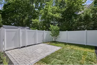 123 Fuller #B, Brookline, MA 02446 - Photo 3