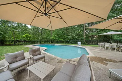 42 Eisenhower Dr, Sharon, MA 02067 - Photo 37