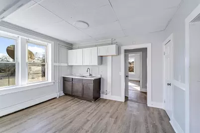 683-687 State St, Springfield, MA 01109 - Photo 7