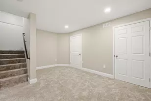 39 Johnston Ave, Northbridge, MA 01588 - Photo 33