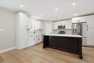 39 Johnston Ave, Northbridge, MA 01588 - Photo 11