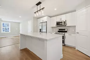 39 Johnston Ave, Northbridge, MA 01588 - Photo 17