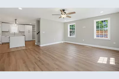39 Johnston Avenue #3, Northbridge, MA 01588 - Photo 9