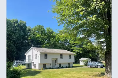 4 Elm Ct, Hatfield, MA 01038 - Photo 1