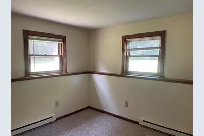 4 Elm Ct, Hatfield, MA 01038 - Photo 7