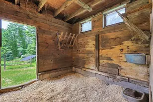 1075 W Brookfield Rd, New Braintree, MA 01531 - Photo 23