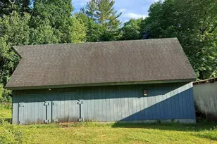 1075 W Brookfield Rd, New Braintree, MA 01531 - Photo 19