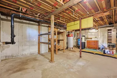 1075 West Brookfield Road, New Braintree, MA 01531 - Photo 17
