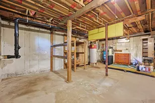 1075 W Brookfield Rd, New Braintree, MA 01531 - Photo 17