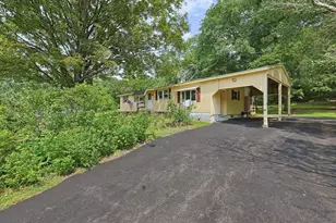 1075 W Brookfield Rd, New Braintree, MA 01531 - Photo 33