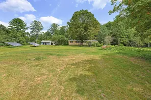 1075 W Brookfield Rd, New Braintree, MA 01531 - Photo 1