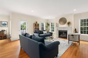 47 Cypress Ln, Wilbraham, MA 01095 - Photo 9