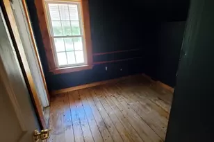 76 Aspen St, Ware, MA 01082 - Photo 5