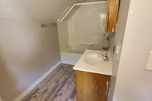 76 Aspen St, Ware, MA 01082 - Photo 9