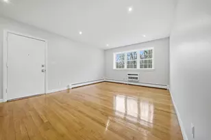 11 Schubert St, Boston, MA 02131 - Photo 5