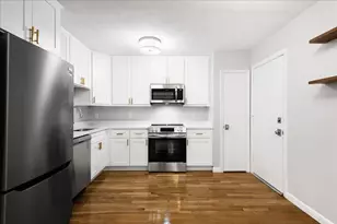 11 Schubert St, Boston, MA 02131 - Photo 9