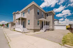 172 Nashua St, Fall River, MA 02721 - Photo 1